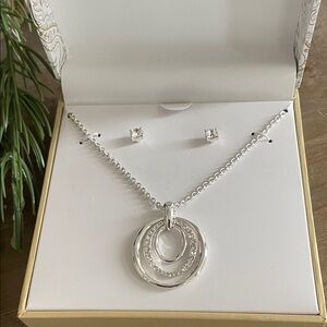 Elegant Silver Necklace and Earring Set